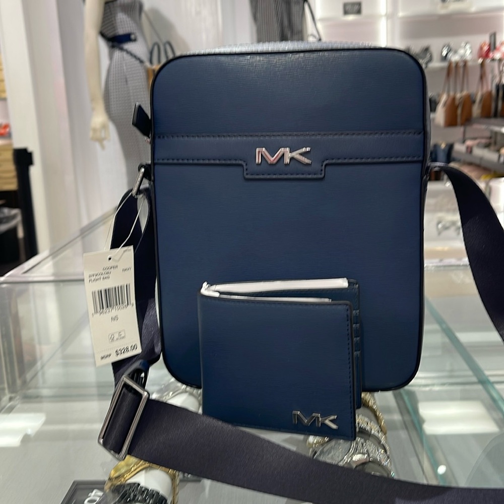 Michael Kors Cooper Flight Crossbody Bag & MK Cooper Billfold Wallet
NWT - Picture 1 of 16